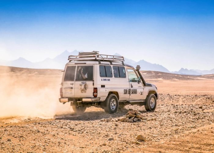 A-wonderful-shot-of-a-four-wheel-drive-car-from-one-of-the-wonderful-safari-trips-1.jpg