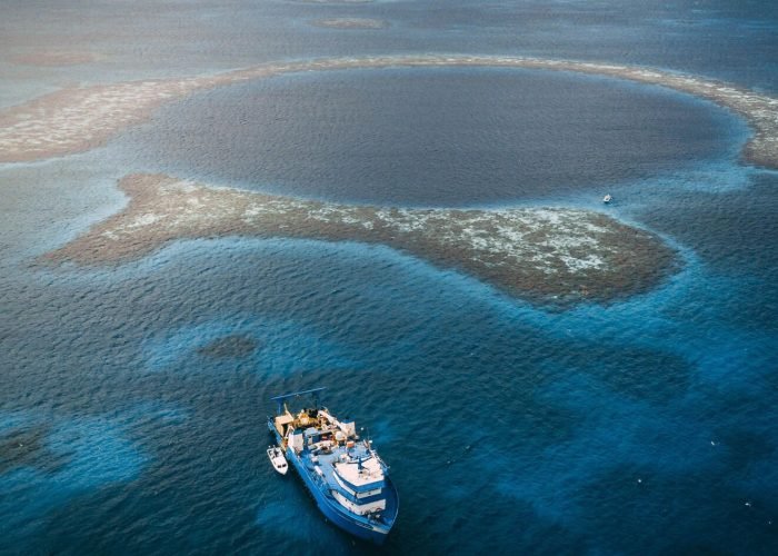 great-photo-of-the-blue-hole-area.jpg