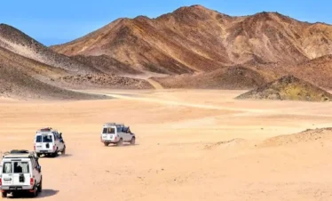 3-Day Bahariya Oasis & White Desert Adventure Tour