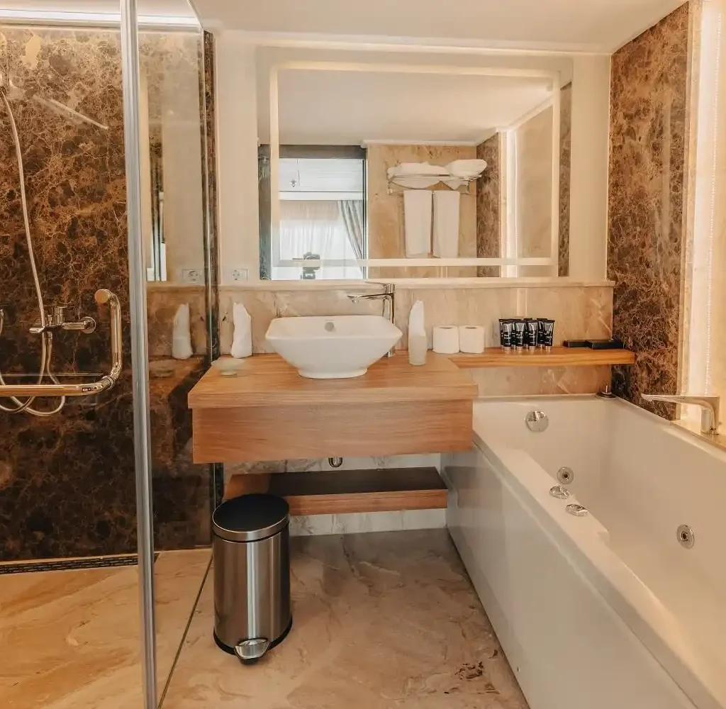 Nebu Nile Cruise (Luxury Suite-Only | 3 or 4 Nights)