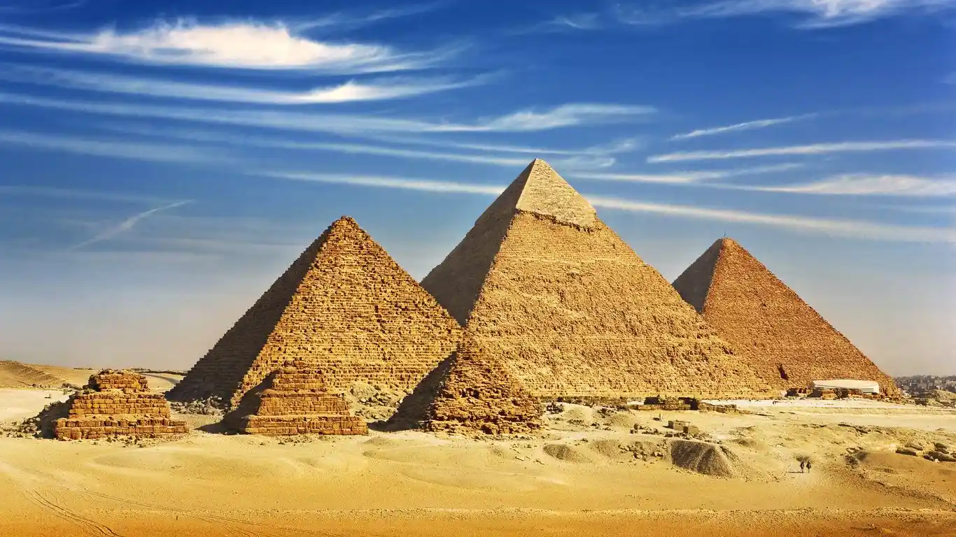 Pyramids of Giza Revamp Tourism: What's New at the Giza Plateau in 2026 Tourist Attractions at the Giza Plateau
