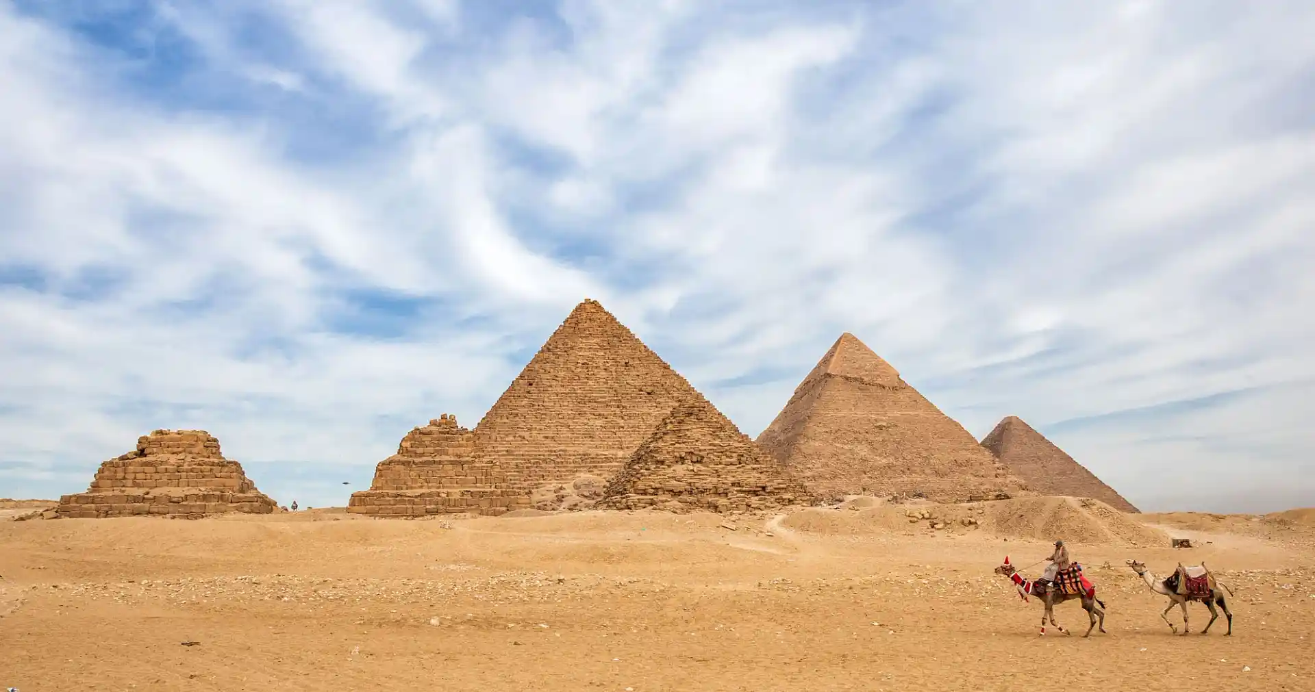 Pyramids of Giza Revamp Tourism